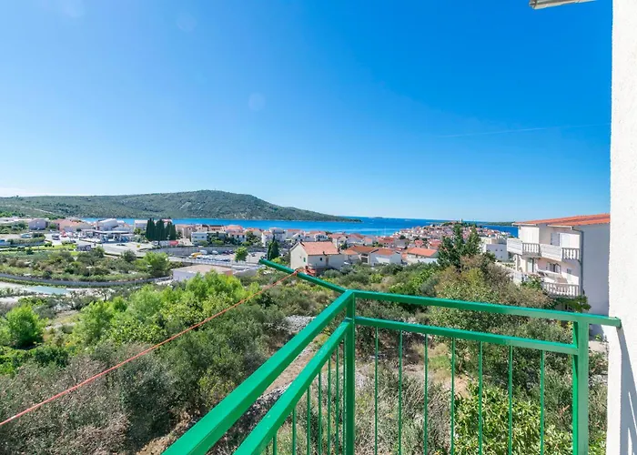 Apartment Ana Primosten